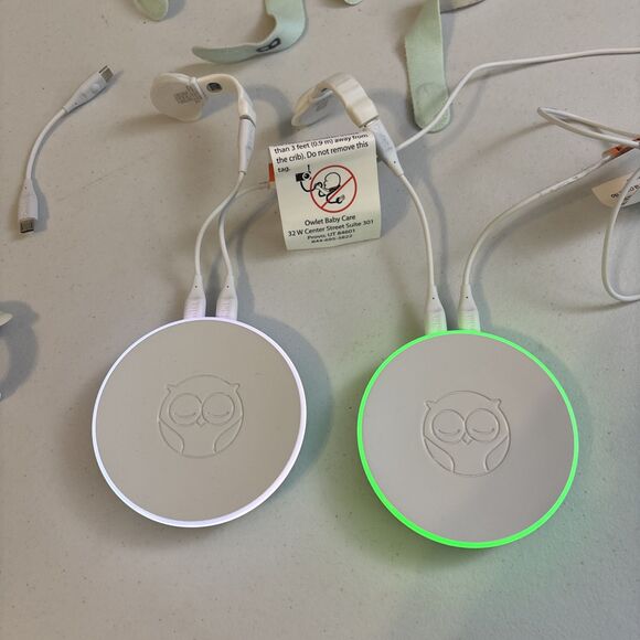 Owlet Smart Sock 2 Baby Monitor 0-18 Months Heart Rate Oxygen Lot Of 2 Untested - Picture 2 of 14